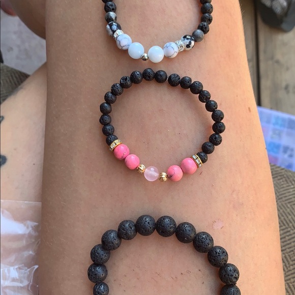 Healing stone diffuser bracelets - Picture 3 of 9